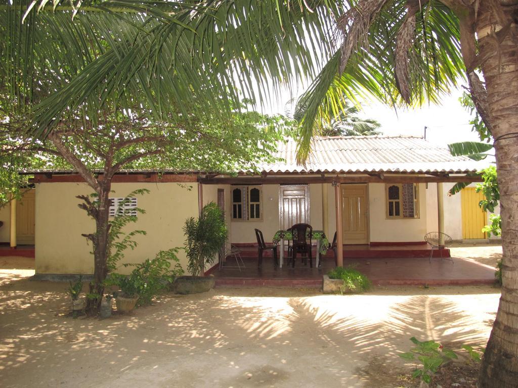 Gopalapuram Guest House Nilaveli Buitenkant foto