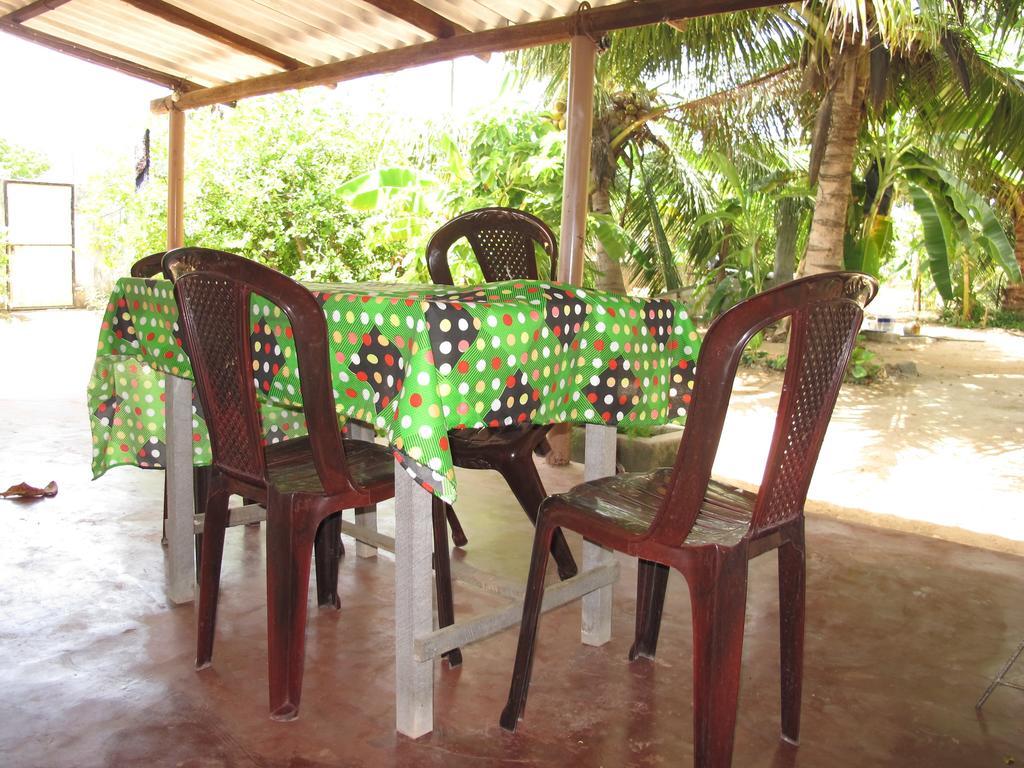 Gopalapuram Guest House Nilaveli Buitenkant foto
