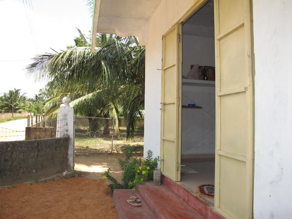 Gopalapuram Guest House Nilaveli Buitenkant foto