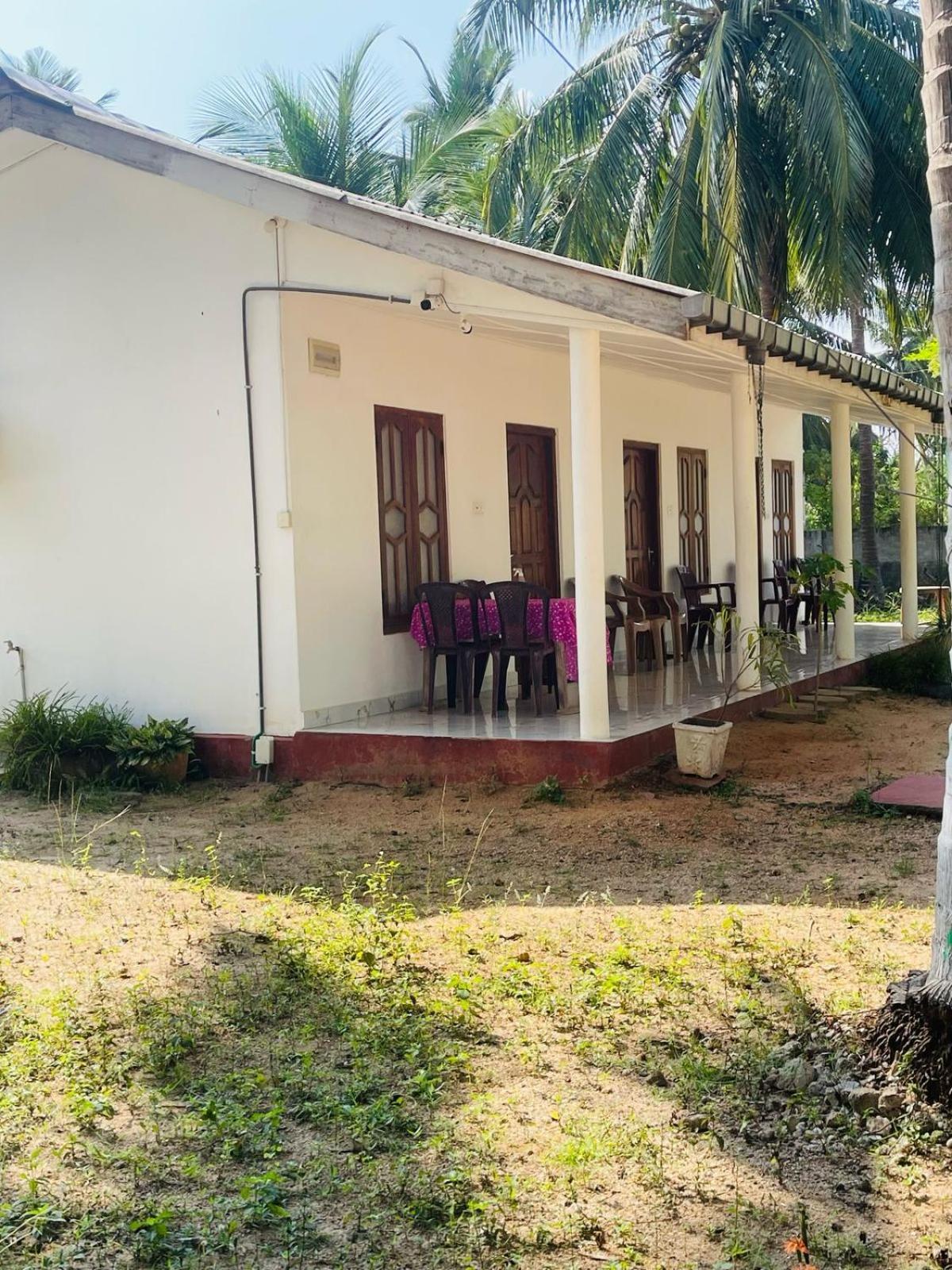 Gopalapuram Guest House Nilaveli Buitenkant foto